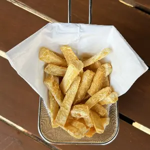 MANDIOCA FRITA