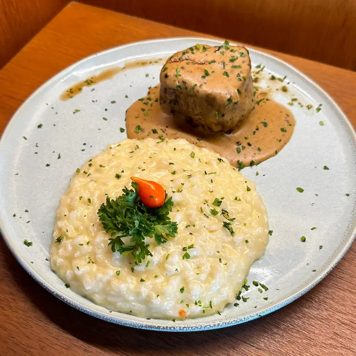 TORNEDOR DE FILET MIGNON AU POIVRE